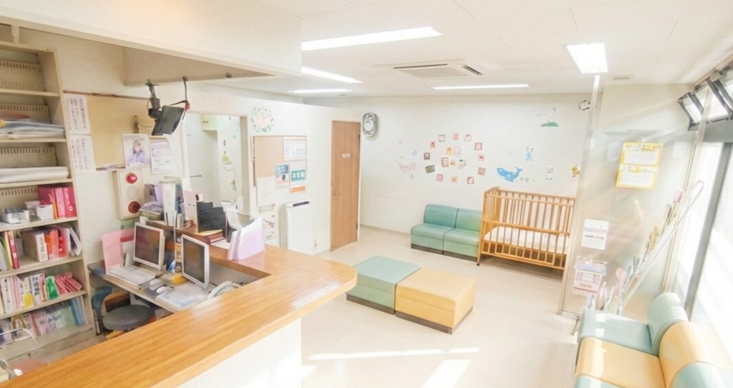 宮前平の小児科・内科のみやまえファミリークリニックの待合室