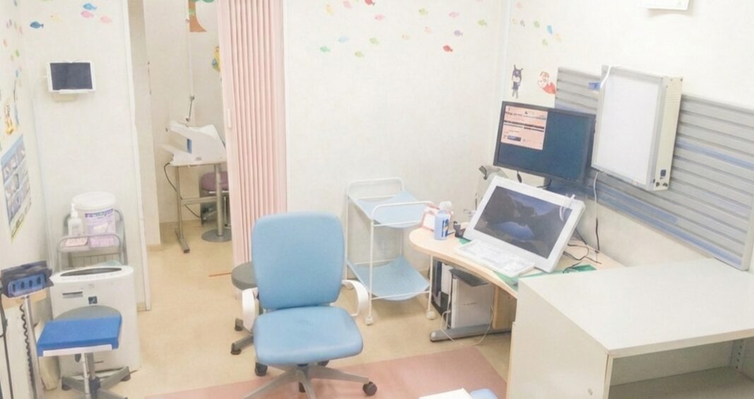 宮前平の小児科・内科のみやまえファミリークリニックの診察室